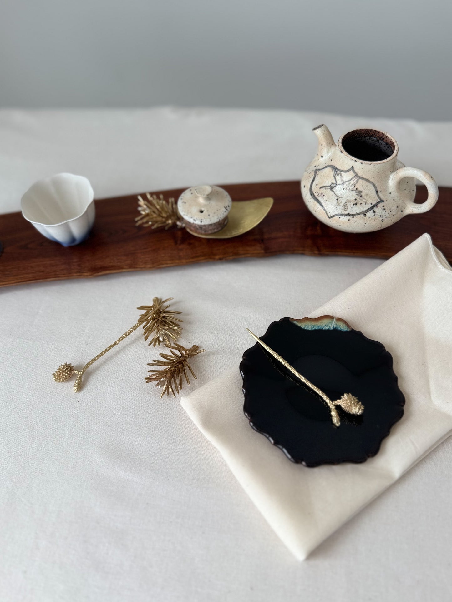 Gusangnamu Brass Dessert Pick