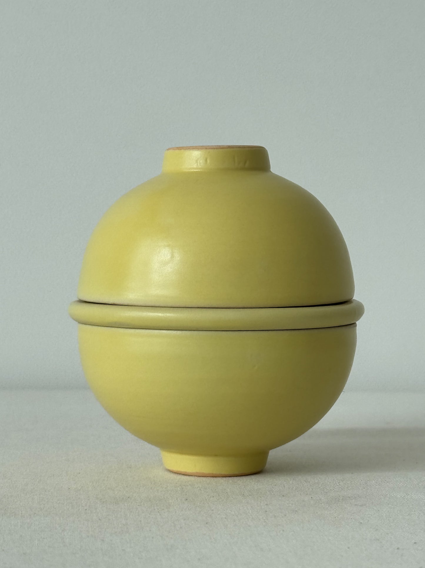 Moon Jar Teacup Set - Butter Yellow
