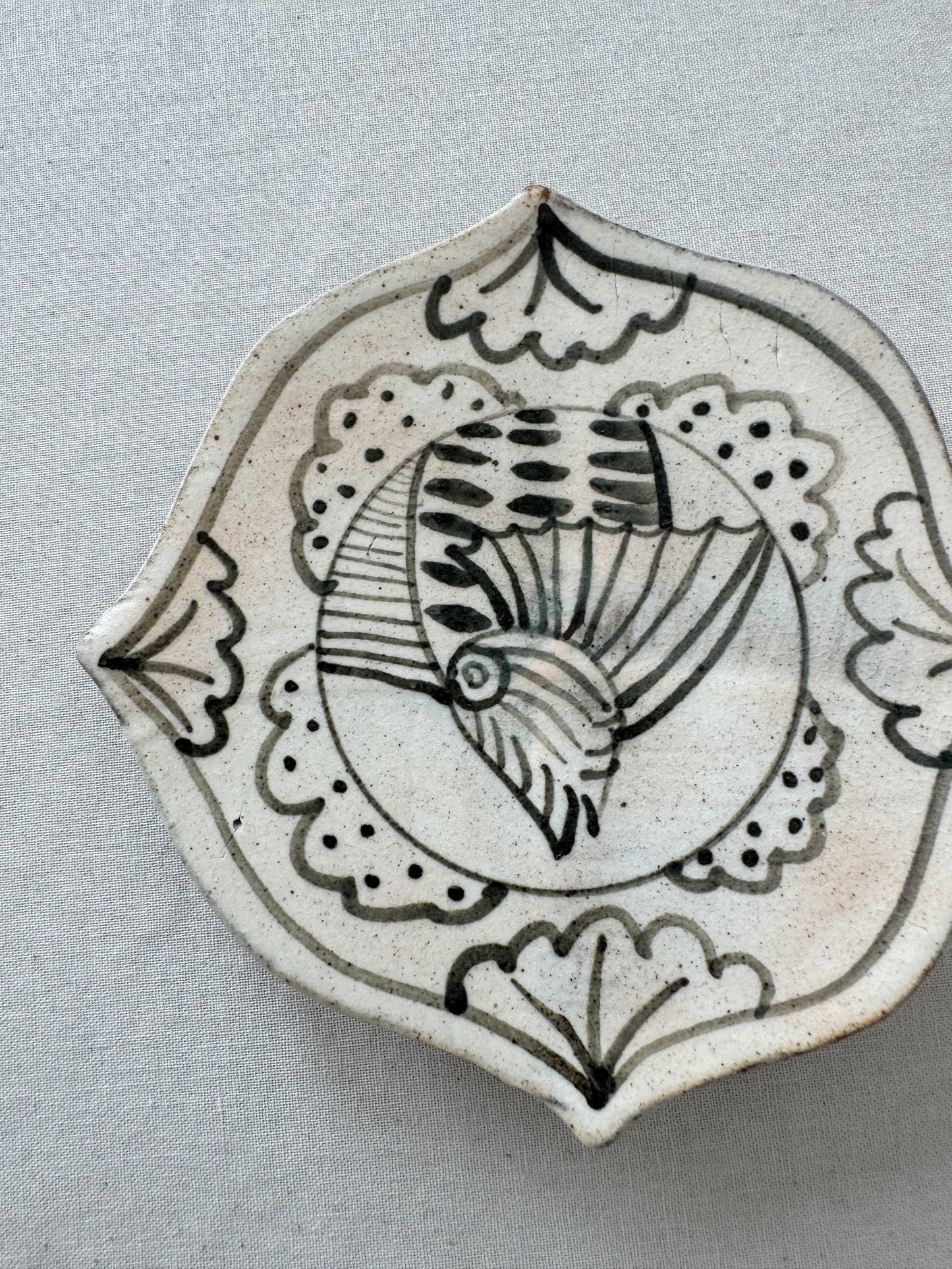Petal Plate - Small Playful Fish