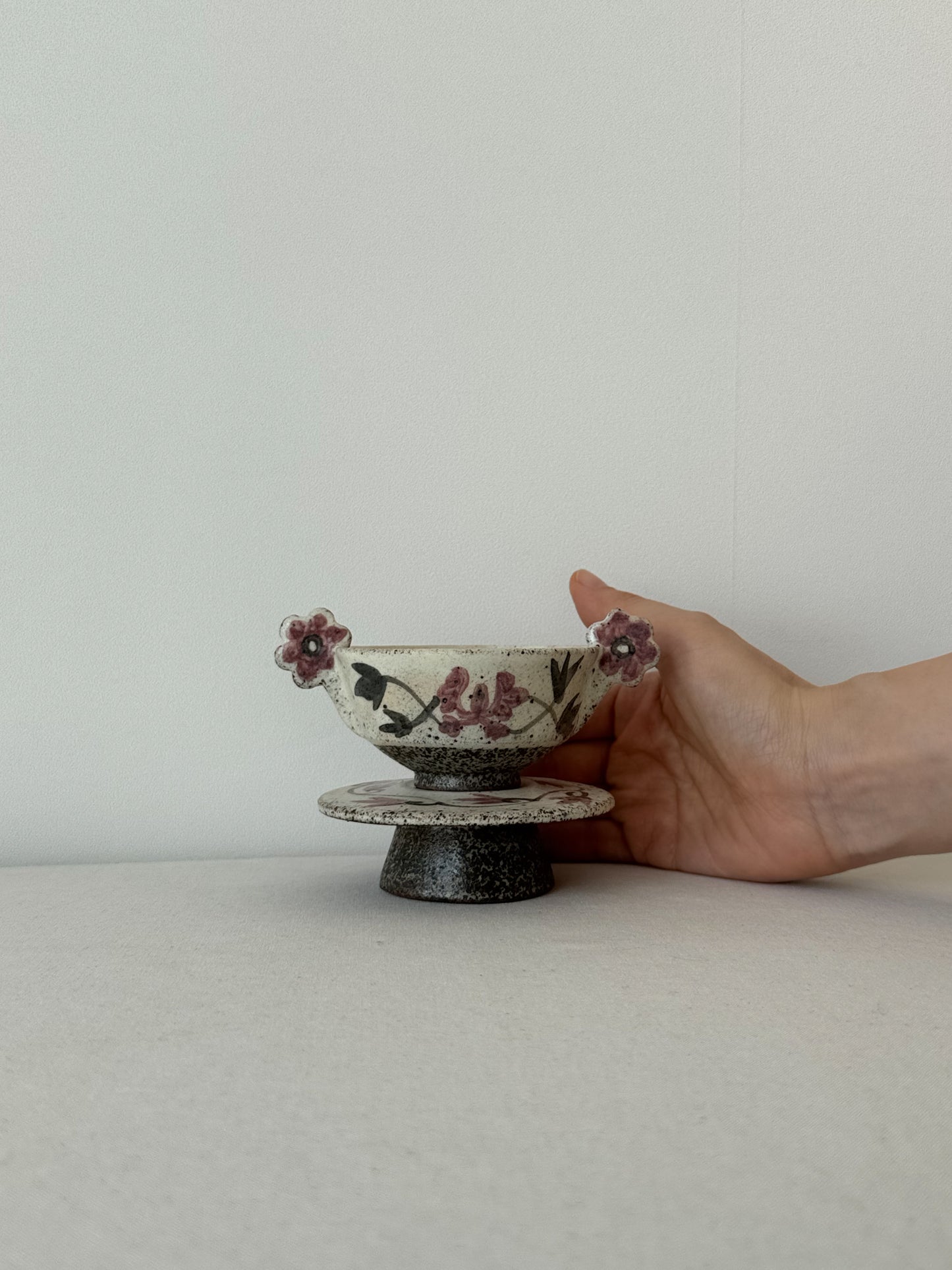 Buncheong Yang-i Teacup Set - Flower VI