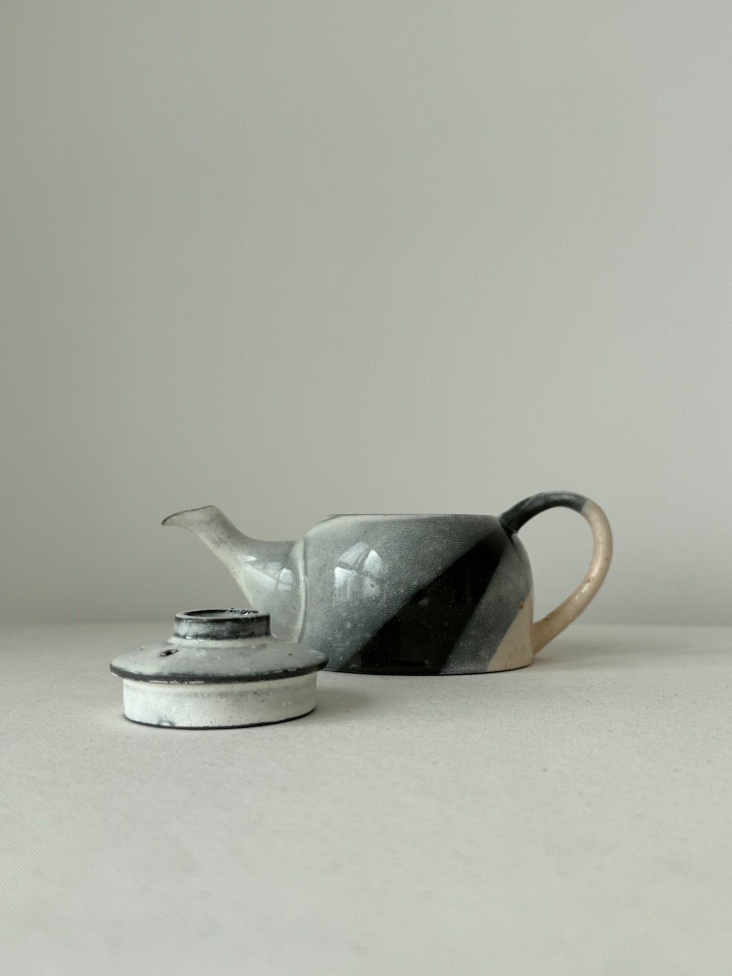 Smoked Moon – Black Slip Glazed Teapot