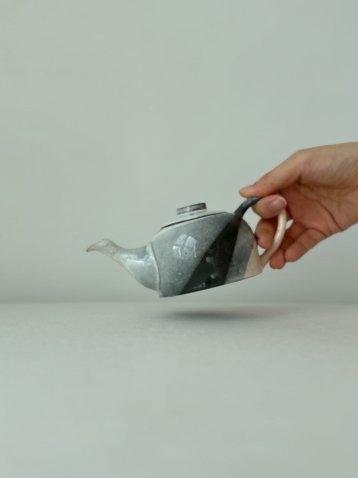Smoked Moon – Black Slip Glazed Teapot