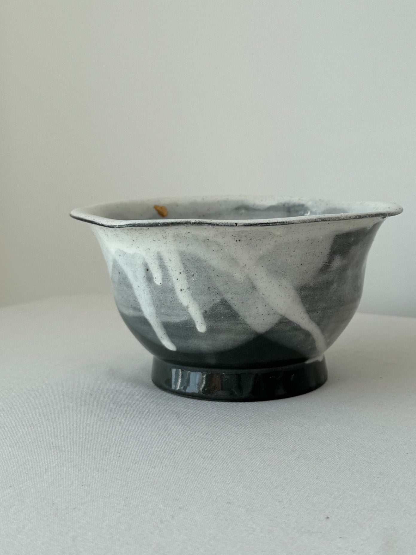 Galaxy Flow – Black Clay Deombeong Chawan