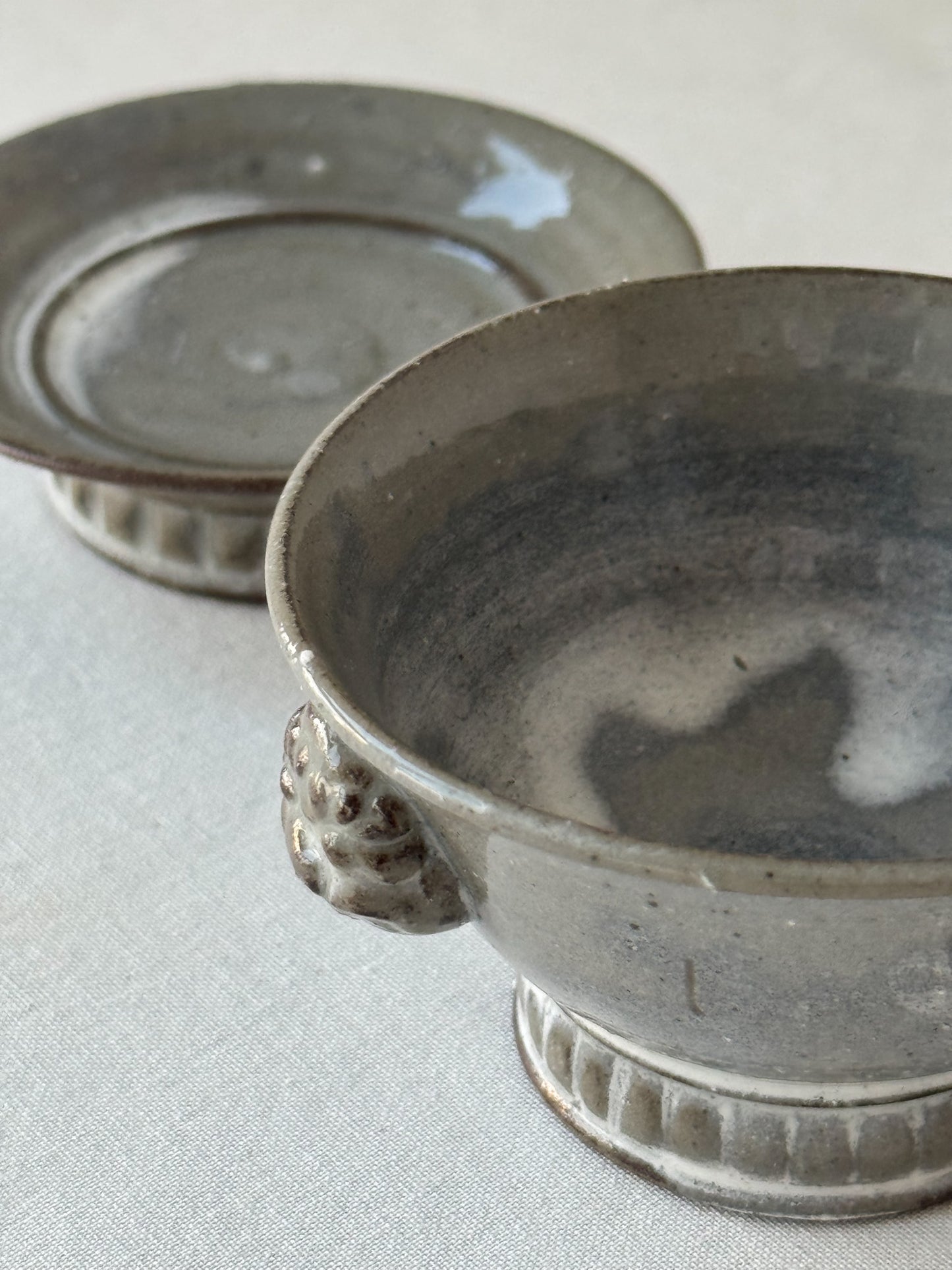 Black Clay Haetae Twin-Head Tea Cup