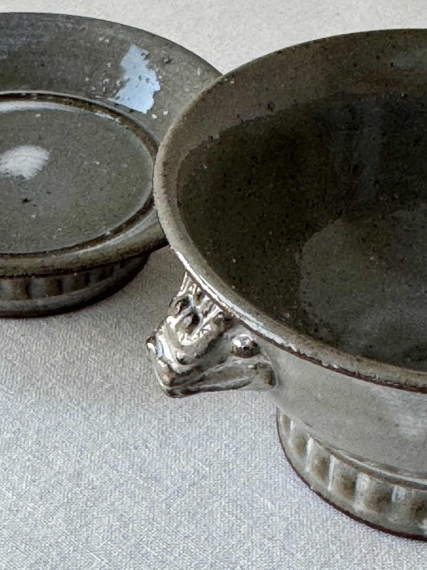 Black Clay Twin Dragon Tea Cup