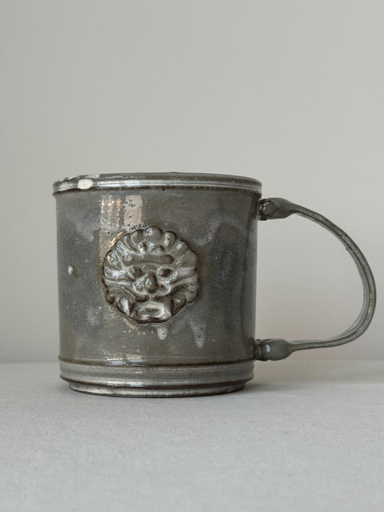 Black Clay Haetae Handle Mug