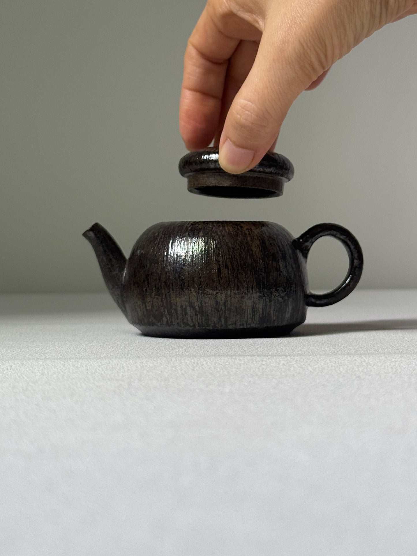 Starlit Rain Onggi Teapot (100cc)