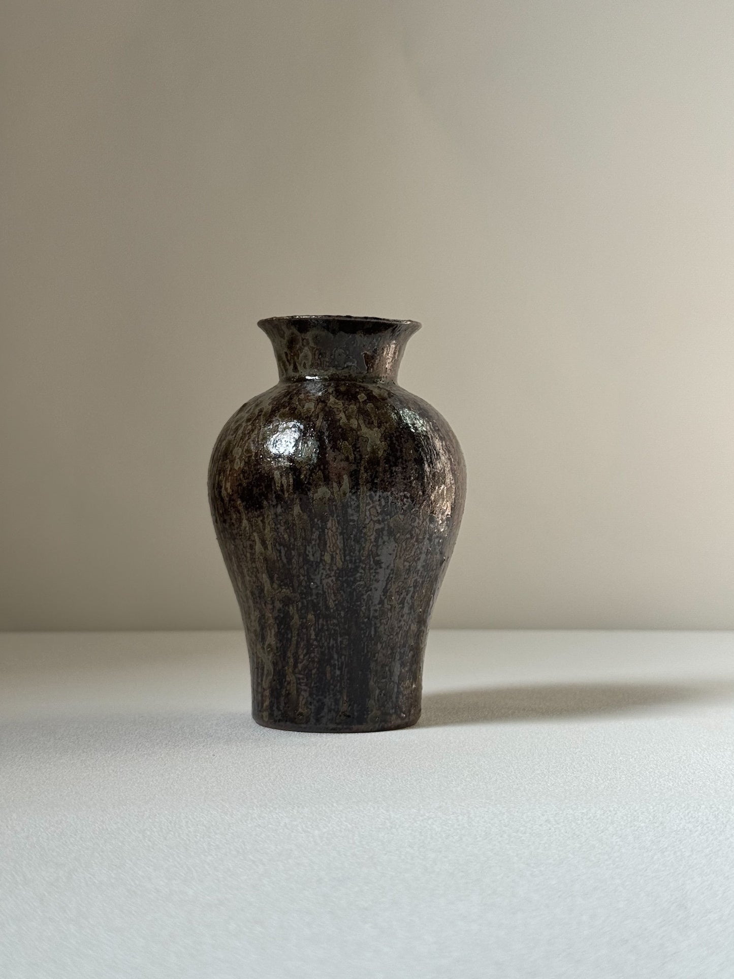 Starlit Rain Black Onggi Vase