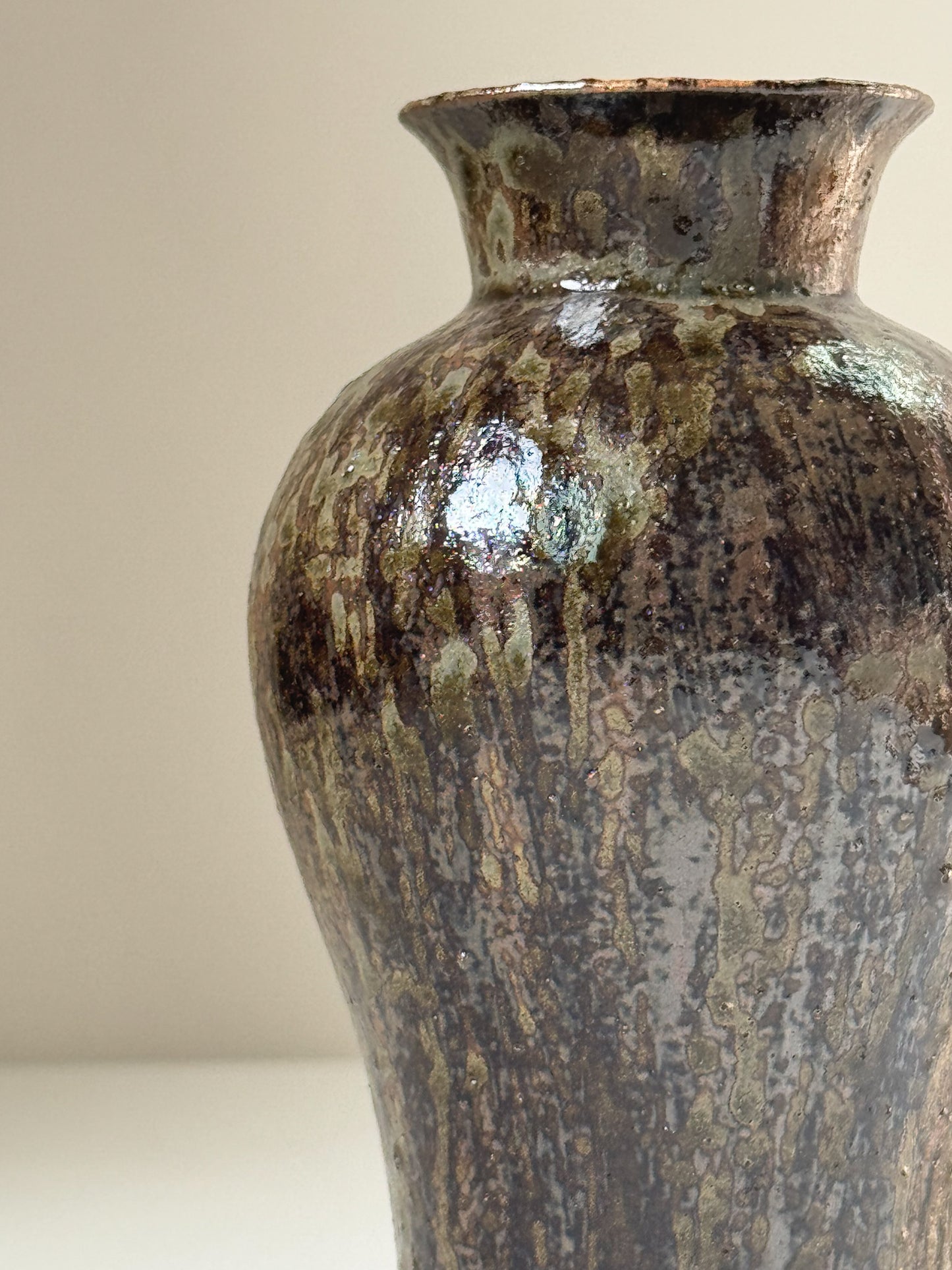 Starlit Rain Black Onggi Vase