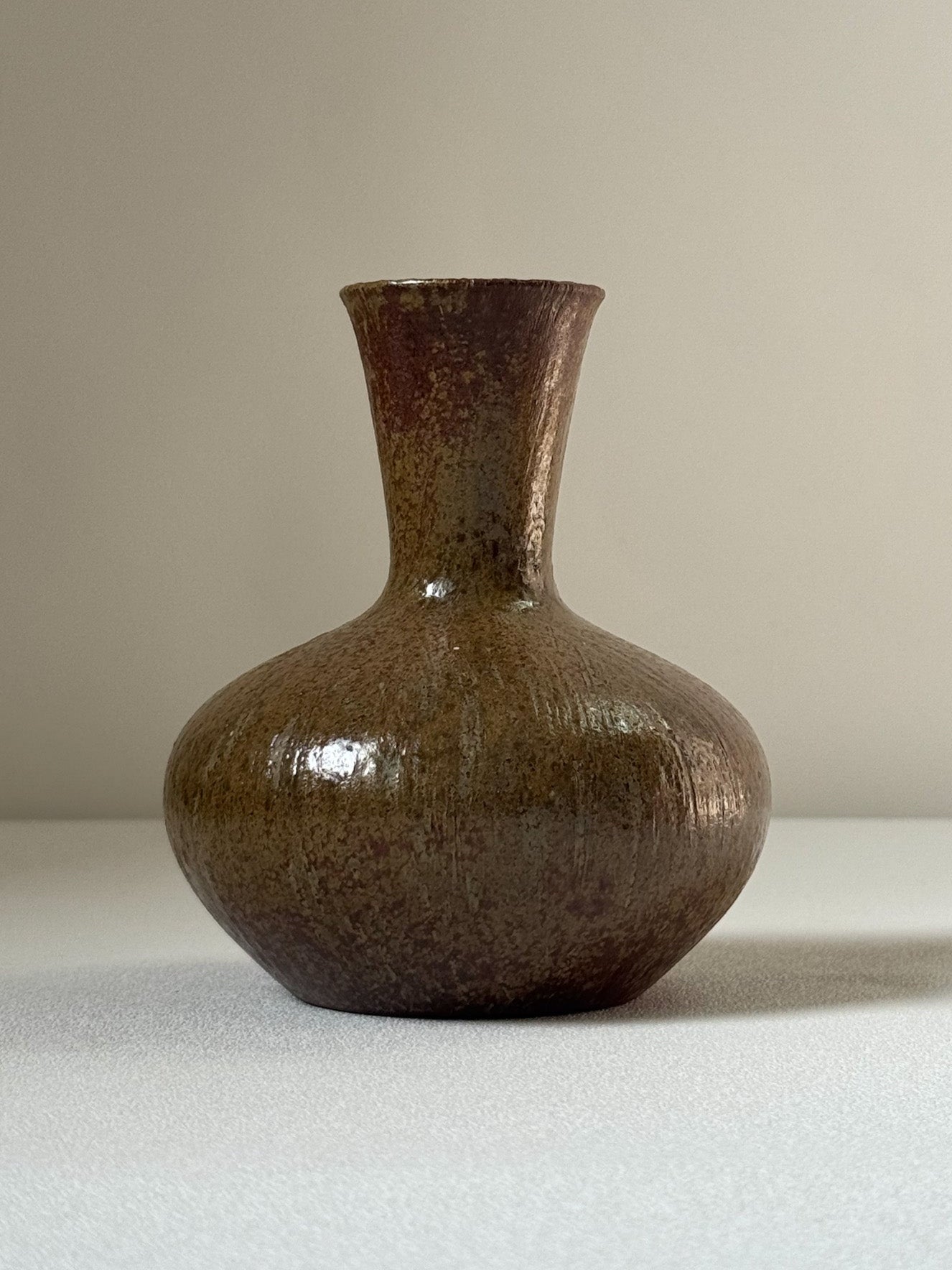 Starlit Rain Brown Onggi Vase