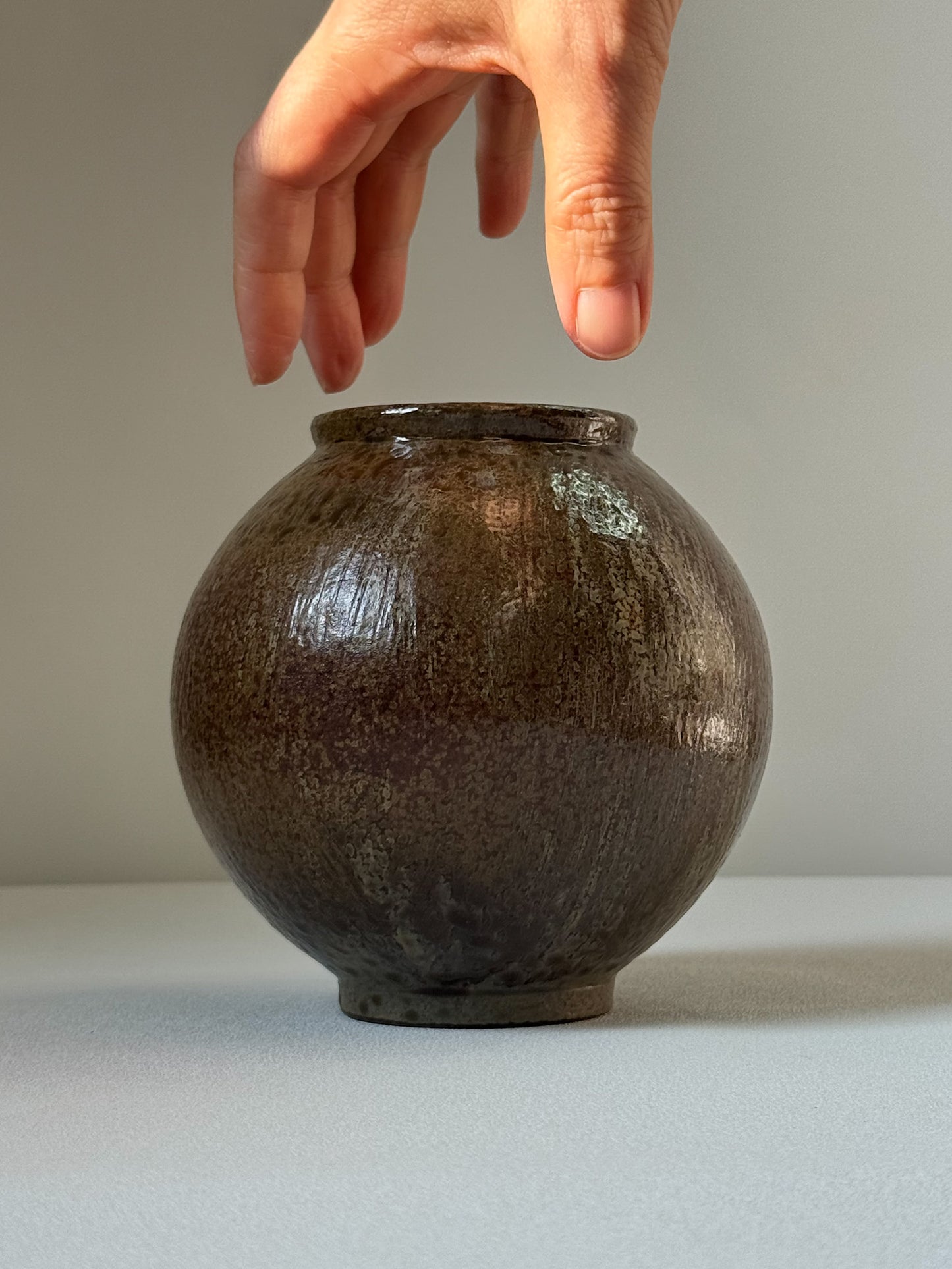 Starlit Rain Onggi Moon Jar