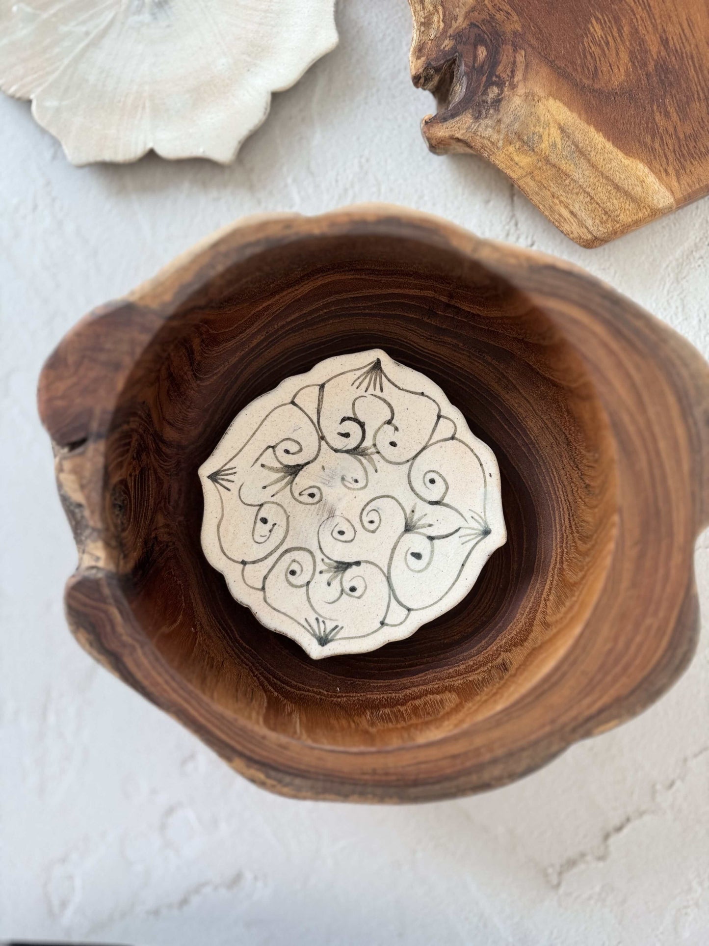 Petal Plate - Joseon Cloud