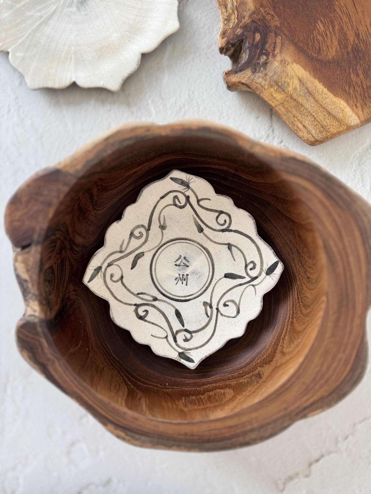 Petal Plate - Gongju