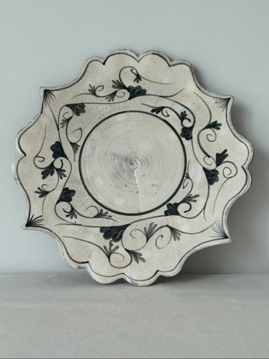 Petal Plate - Floral Vine