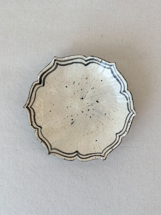 Double-Line Petal Plate