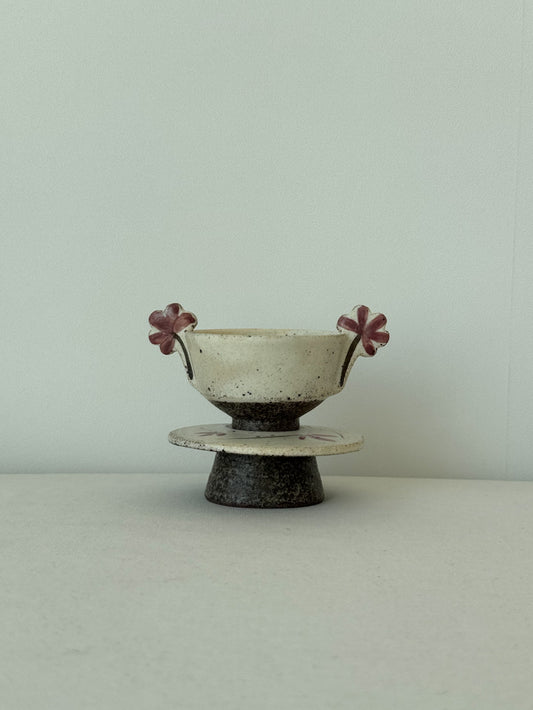 Buncheong Yang-i Teacup Set - Flower I
