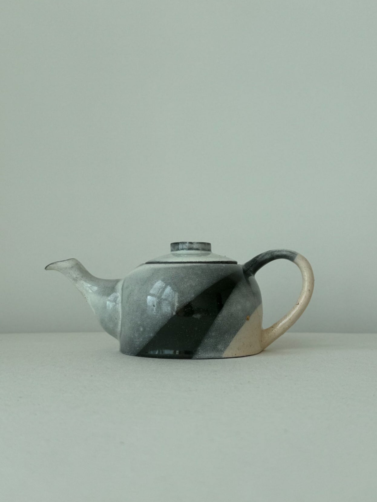 Smoked Moon – Black Slip Glazed Teapot