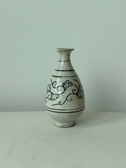 Joseon Buncheong Small Vase - Vine
