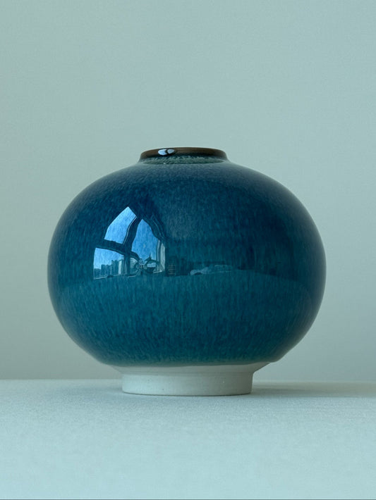 Emerald Light Moon Jar