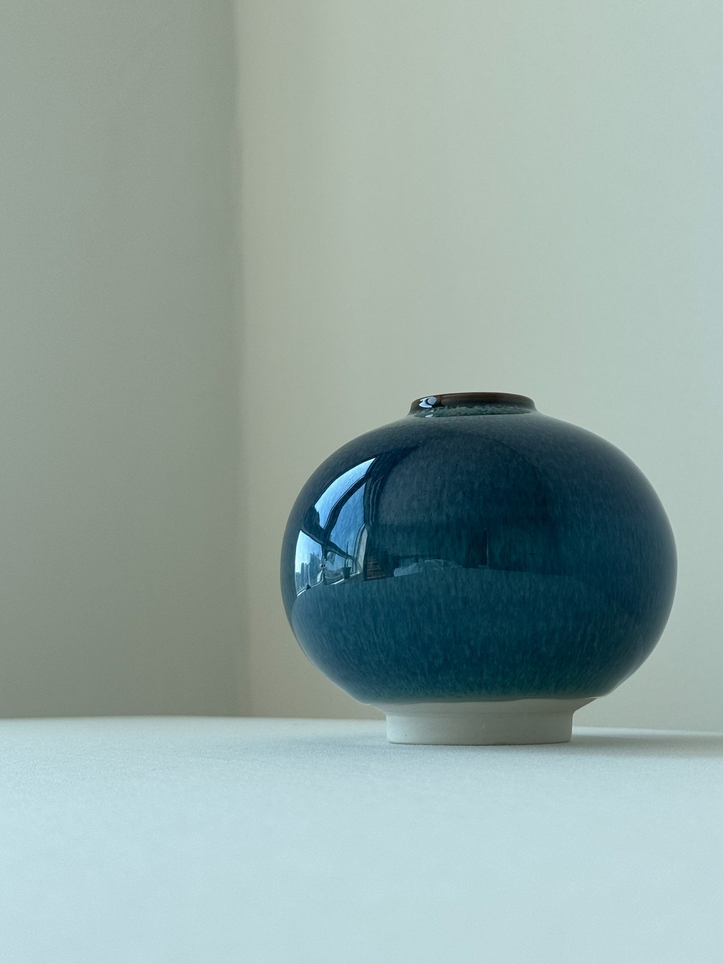 Emerald Light Moon Jar