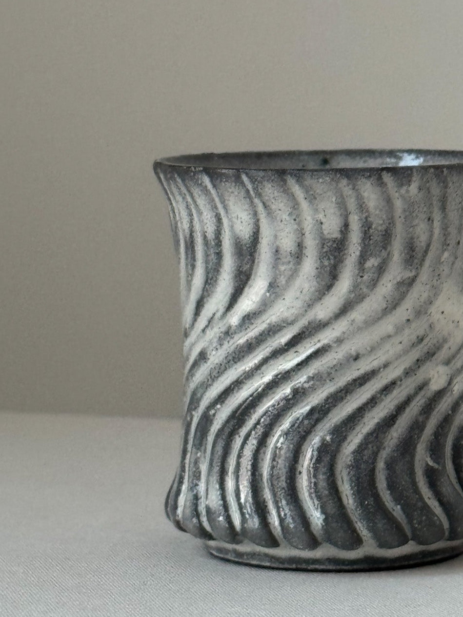 Black Clay Rising Wave Cup