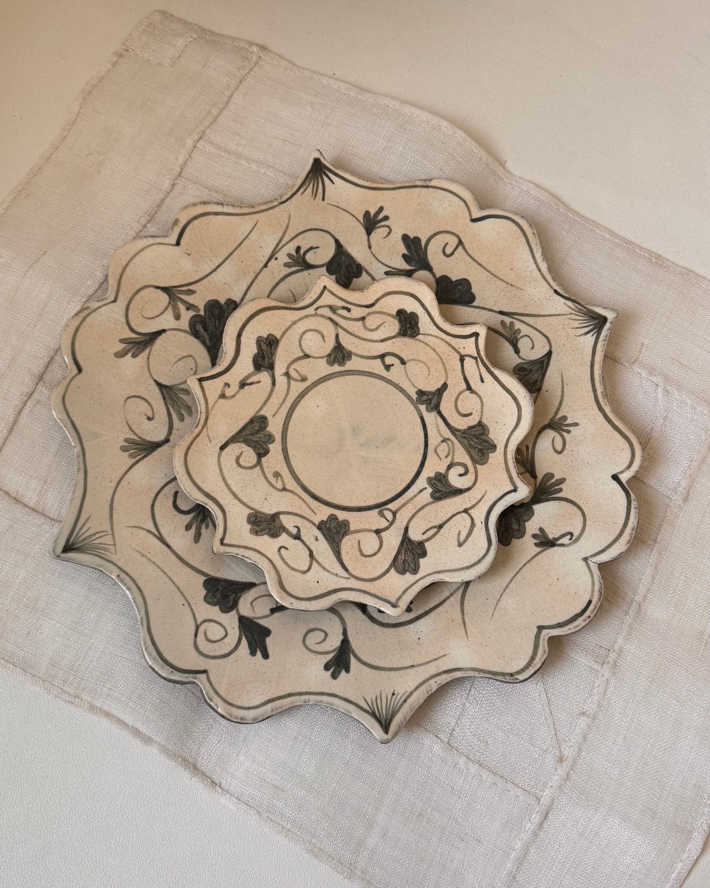Petal Plate - Floral Vine Set